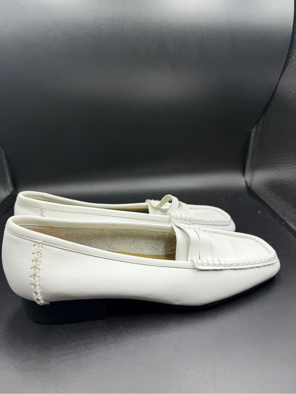 Bellini Classic White Leather Women's Loafers